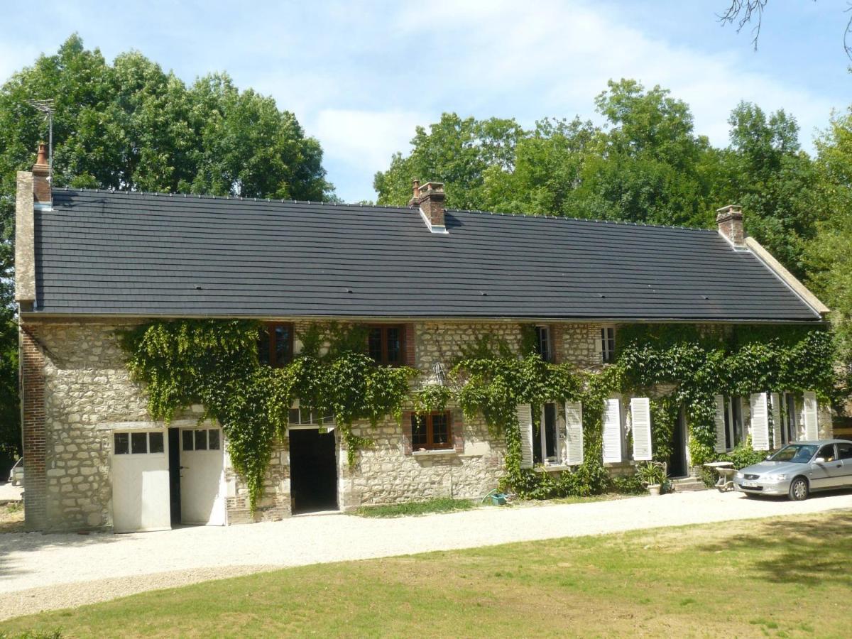 Corps De Ferme Dans Belle Propriete Avec Chiens Et Chevaux Βίλα Venizy Εξωτερικό φωτογραφία